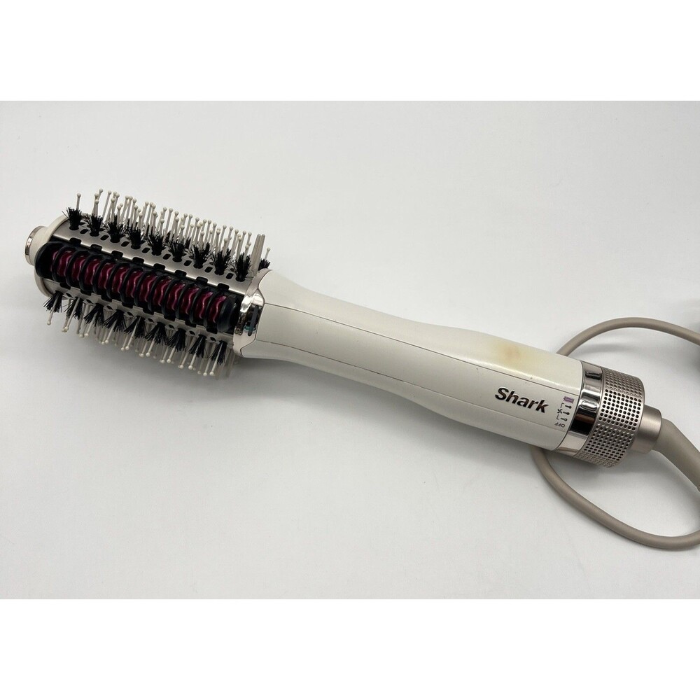Shark SmoothStyle Heated Comb and Blow Dryer Brush All Hair Types HT202